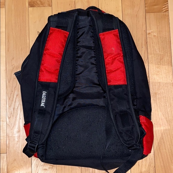 Backpack 🎒 - Picture 4 of 7